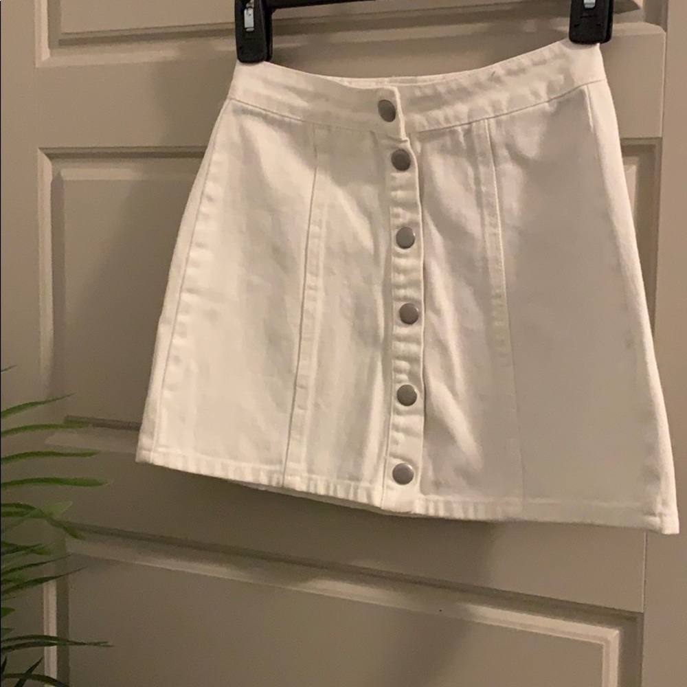 Brandy Melville skirt
